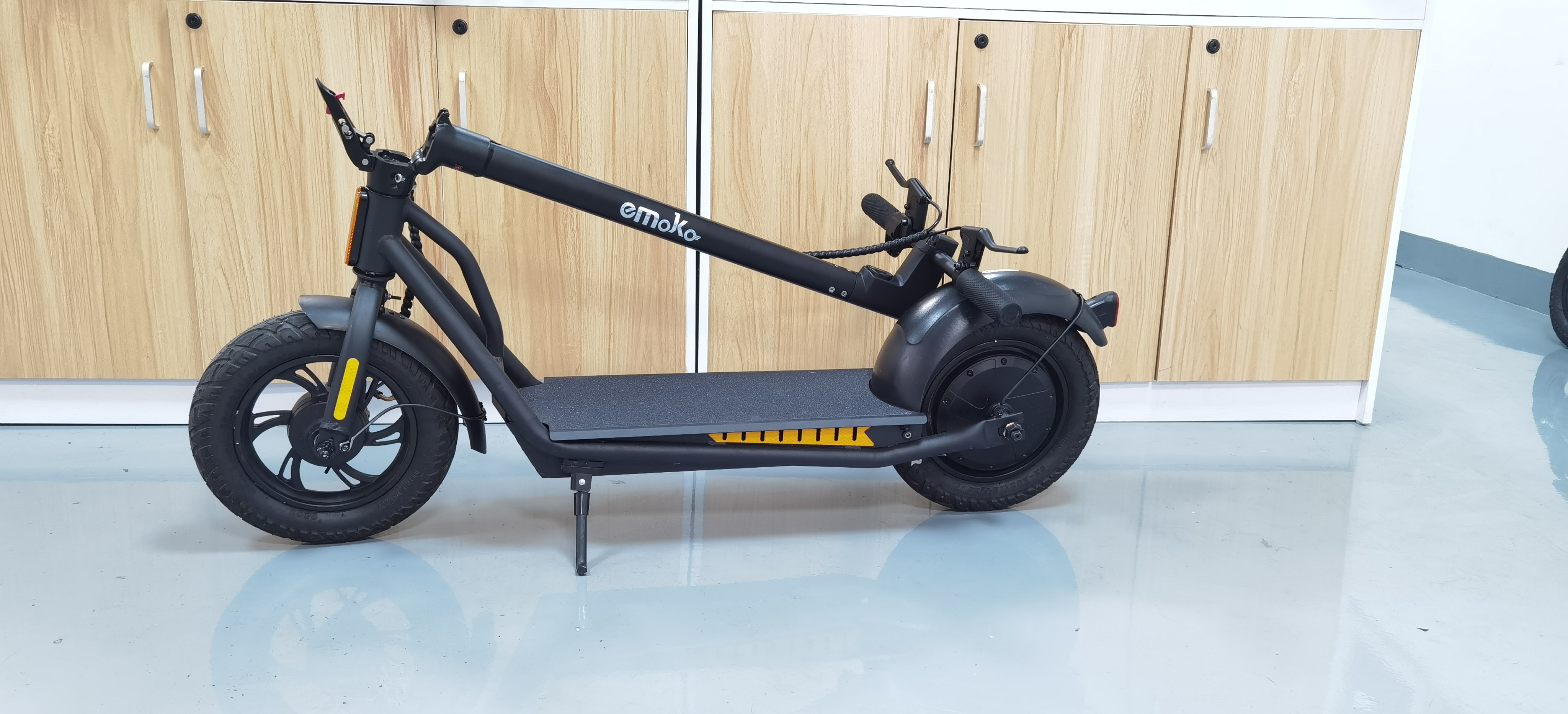 UK  free shipping Stock Fast 12 Inch Vacuum Tire Foldable 36v 350W Electric Scooters Elektrikli Kick Scooter Electrico Scoter Electrique - Image 2