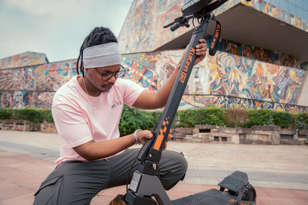 China EU Stock KuKirin G2  Dual Hydraulic Suspension 800W Double Motor Fast Speed 45km/h Electric Scooter for Adults - Image 6