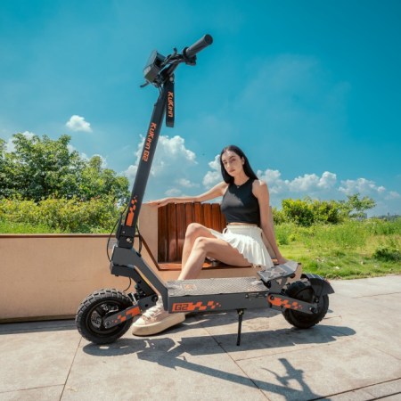 China EU Stock KuKirin G2  Dual Hydraulic Suspension 800W Double Motor Fast Speed 45km/h Electric Scooter for Adults