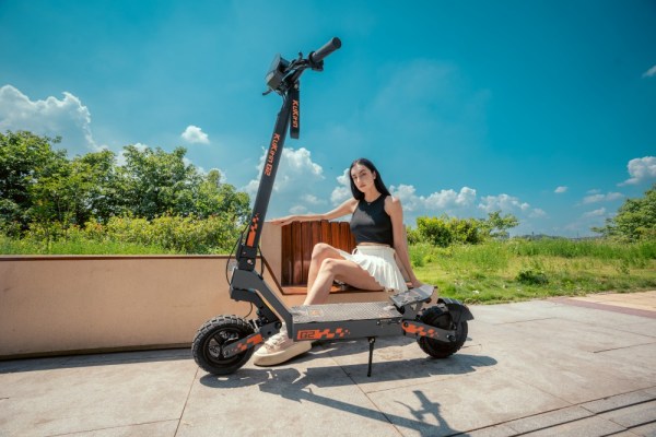 China EU Stock KuKirin G2  Dual Hydraulic Suspension 800W Double Motor Fast Speed 45km/h Electric Scooter for Adults