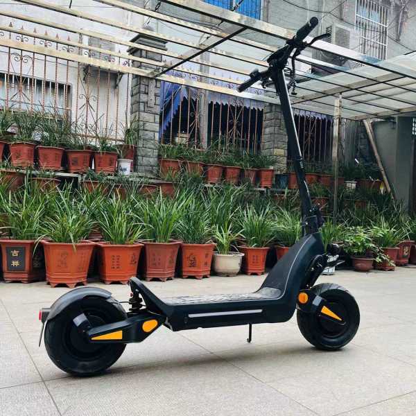 Factory Cheap Price 10 Inch Solid Tire Vacuum Tire Electric Scooter 250W 350W 500W Adults E Scooter 36V 48V Foldable Scooter